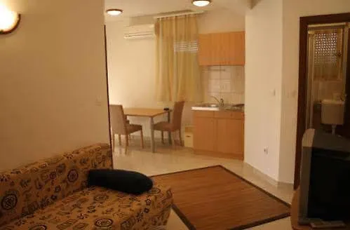 Apartment House Jerko Kaštela 0*,